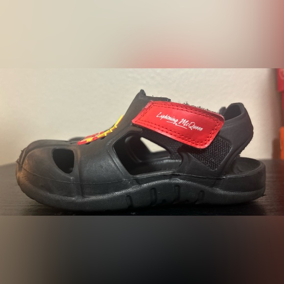 Lightning McQueen toddler crocs/ velcro slip-ons- size 10(run a tad small) - Picture 3 of 7